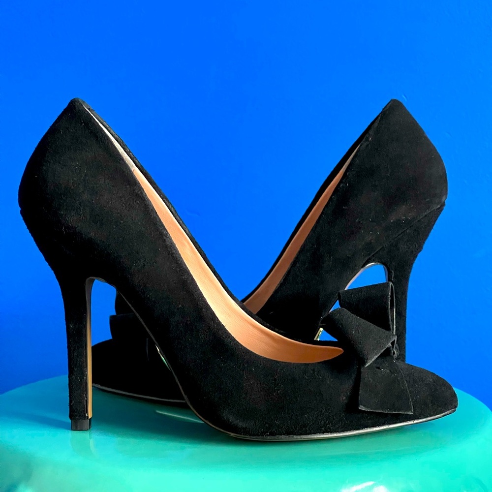 Betsey Johnson suede bow heel